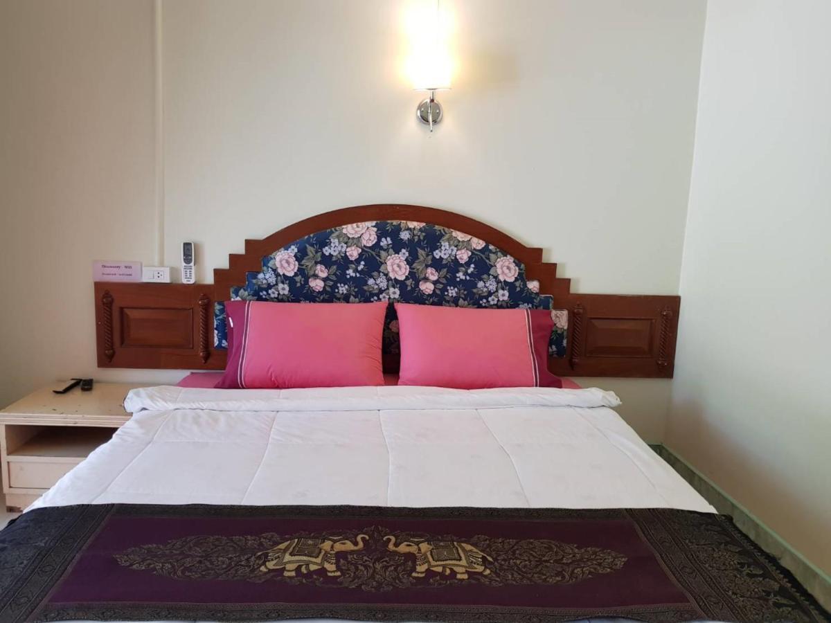 Discovery House Hotel Sha Plus Nai Yang Екстер'єр фото